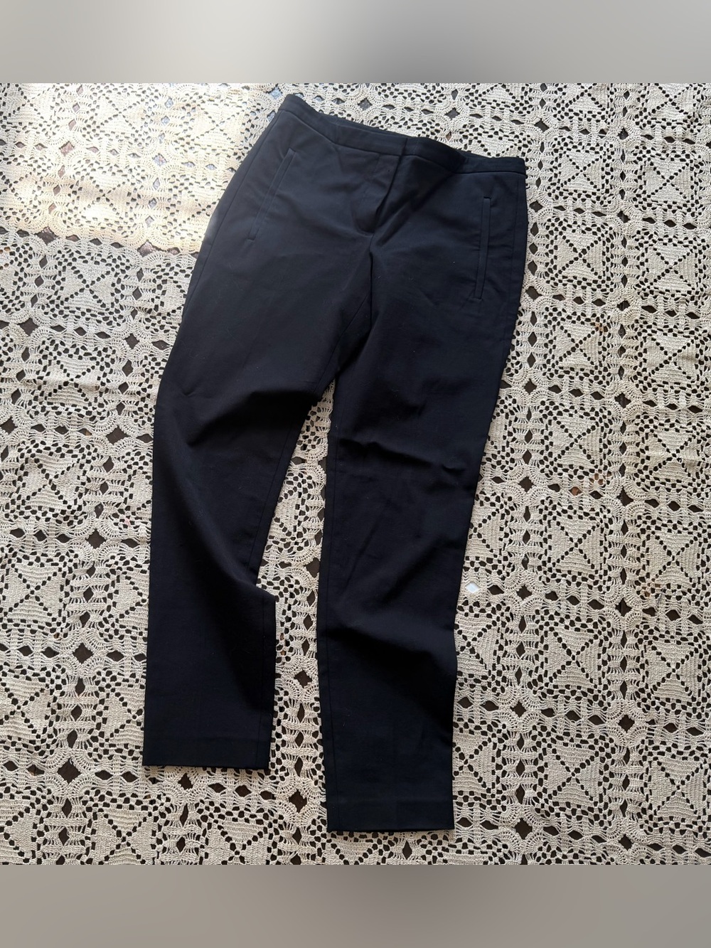 Theory black stretch trousers slim fit cropped pants ladies 4